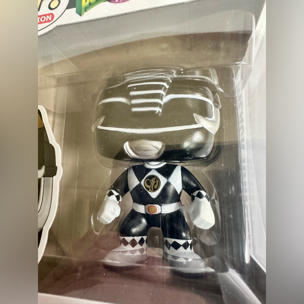 Funko Pop! Vinyl: Power Rangers - Black Ranger #361 W/Protector - Picture 9 of 9